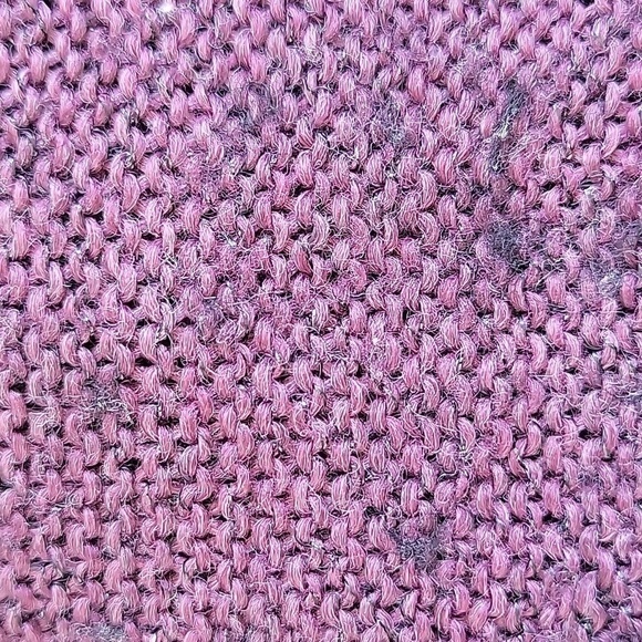 AMERICAN EAGLE OUTFITTERS xs v neck/back high low lengths burgundy sweater - Picture 3 of 4